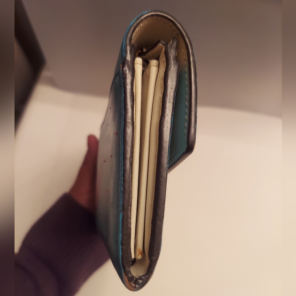 Host Pick! Customized Authentic Gucci Wallet - Picture 7 of 11